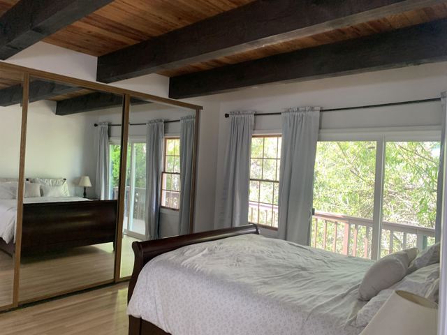 4515 Ewing Rd, Castro Valley CA: https://media.crmls.org/mediaz/f2d9d7a1-a3c0-4f55-95a9-56277cdcde91.jpg