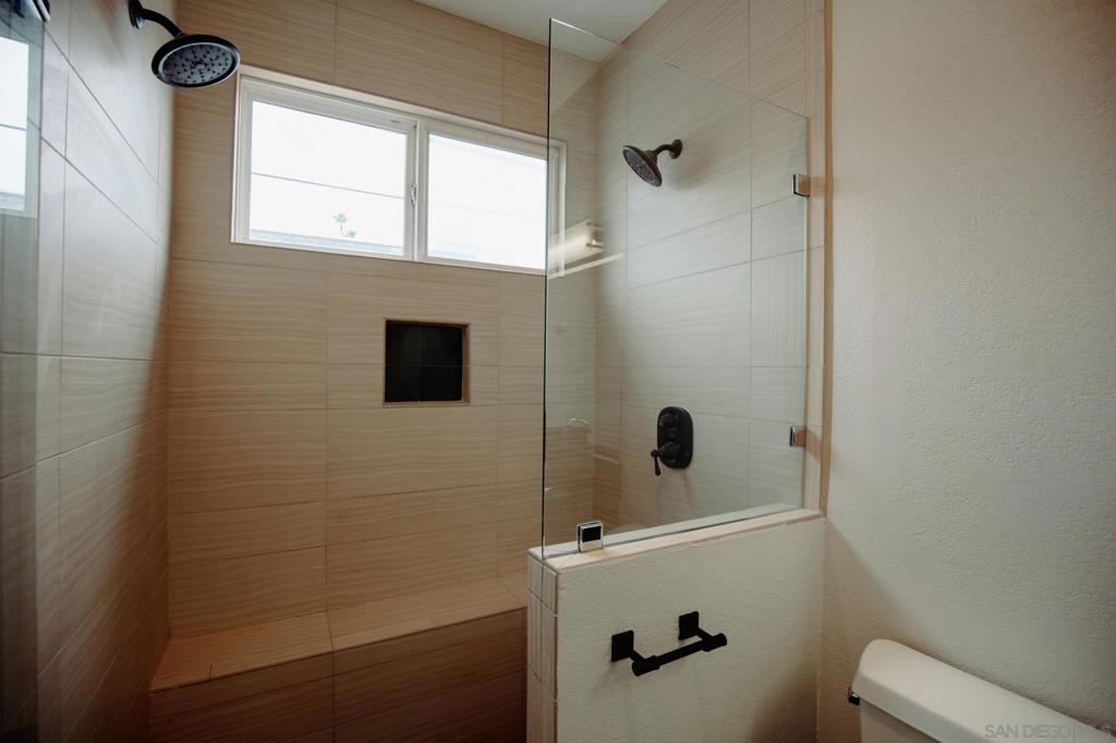 MLS #250036539SD img 17