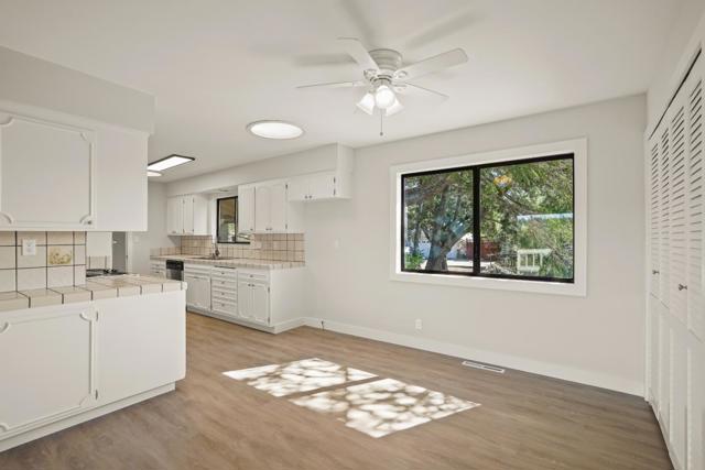 79 Muth Drive, Orinda CA: https://media.crmls.org/mediaz/f2dd5423-3ac8-4360-bb99-d28a7549ca59.jpg