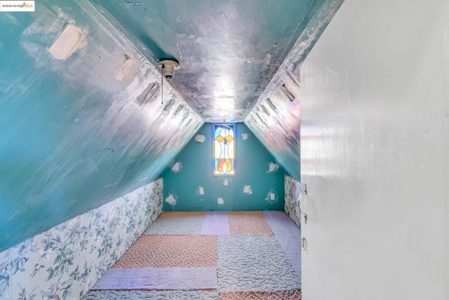 11081 BRENTWOOD BLVD., Brentwood CA: https://media.crmls.org/mediaz/f2ddcb23-84be-493f-924d-d27ba5cc7667.jpg