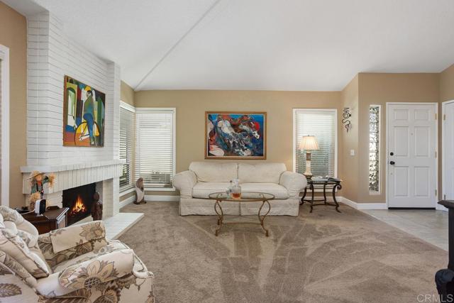 Detail Gallery Image 11 of 30 For 1878 Turnberry, Vista,  CA 92081 - 2 Beds | 2 Baths