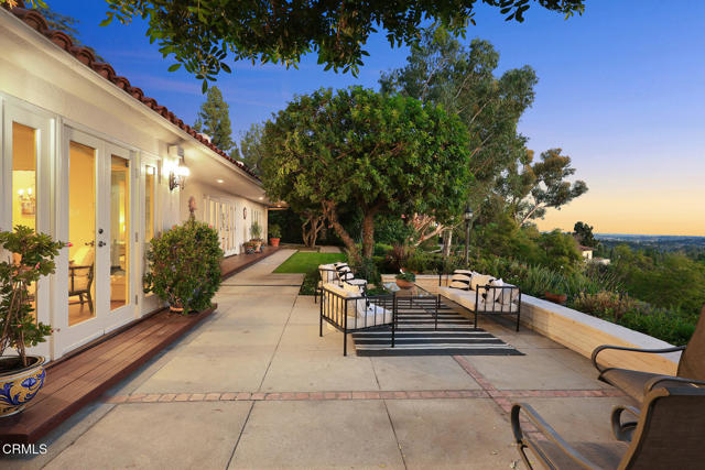 Detail Gallery Image 45 of 63 For 399 N San Rafael Ave, Pasadena,  CA 91105 - 3 Beds | 3/1 Baths