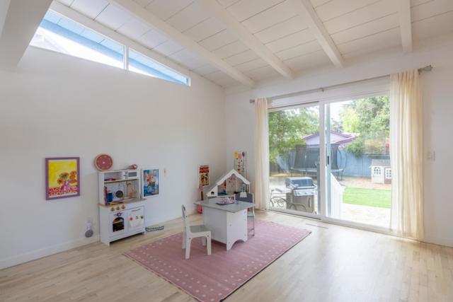 3610 Oliver Road, Carmel CA: https://media.crmls.org/mediaz/f2df5c1b-4a8b-4a6a-9dcc-4fe5bdc5f3ca.jpg