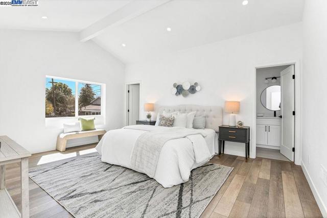 8794 Wicklow Ln, Dublin CA: https://media.crmls.org/mediaz/f2dfda02-262a-49ec-898b-2a24aa79ed6d.jpg