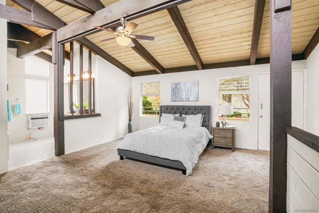 2544 Navarra Dr,  CA: https://media.crmls.org/mediaz/f2e04c80-2a85-4247-888c-f8fd32e652d0.jpg