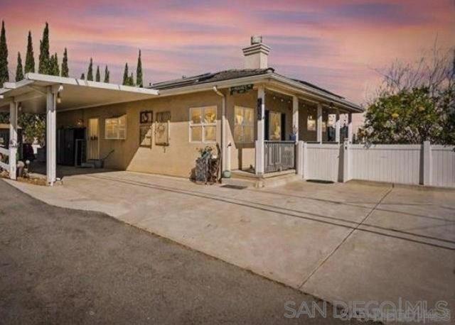 2216 Crest Dr, El Cajon CA: https://media.crmls.org/mediaz/f2e0e34b-d191-41e3-a5a5-61ae4f61757d.jpg