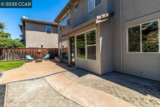 113 St Laurent Ct, Martinez CA: https://media.crmls.org/mediaz/f2e150cb-a029-4ee1-8665-ccadb4050cc8.jpg