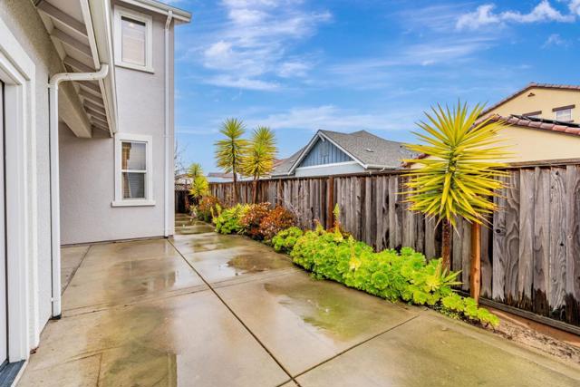13338 Warren Avenue,  CA: https://media.crmls.org/mediaz/f2e18d76-80fe-4a7c-b766-7176d6307fba.jpg