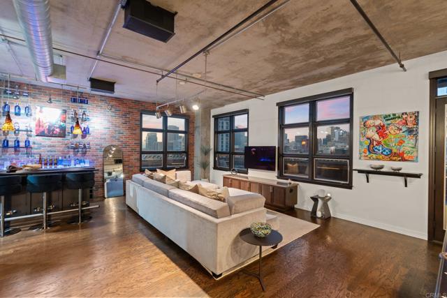 877 Island Avenue, San Diego CA: https://media.crmls.org/mediaz/f2e1c9aa-b7f1-4920-9062-c1747be69a43.jpg