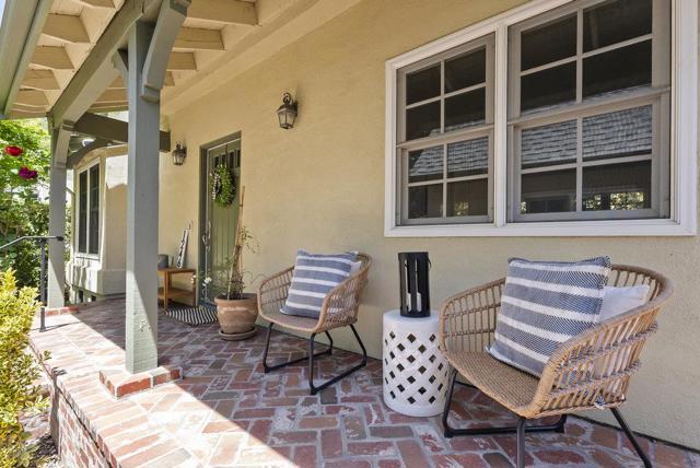 1246 Hoover Street, Menlo Park CA: https://media.crmls.org/mediaz/f2e24d24-d1dd-4f5f-8cc1-3da6adfa8771.jpg