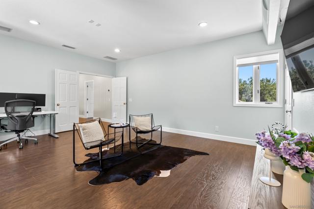 17941 Vista Lomas Dr, Poway CA: https://media.crmls.org/mediaz/f2e2db17-4df8-4cf9-85fb-d60b409ef65c.jpg