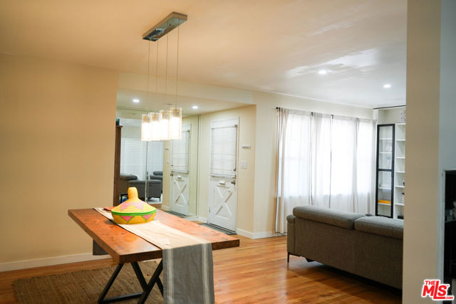 1819 W 129th Street, Gardena CA: https://media.crmls.org/mediaz/f2e3f289-5d30-4c1b-a0d7-63988912cd4b.jpg