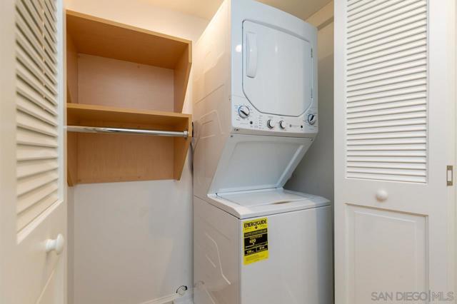 12270 Corte Sabio, San Diego CA: https://media.crmls.org/mediaz/f2e65cea-1261-4f2d-92a2-2a0e560464b9.jpg