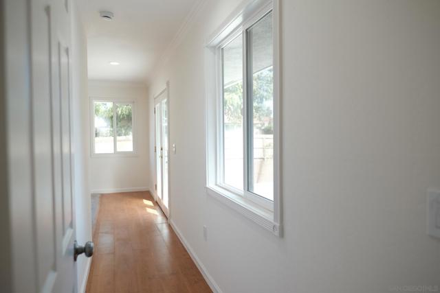 2345 Alta Vista Dr, Vista CA: https://media.crmls.org/mediaz/f2e6d964-0fdf-4d74-8dab-b5485a908f36.jpg