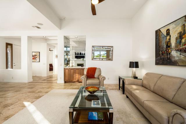 416 Desert Holly Drive, Palm Desert CA: https://media.crmls.org/mediaz/f2e71e96-d29e-4931-893d-38d981a1b000.jpg