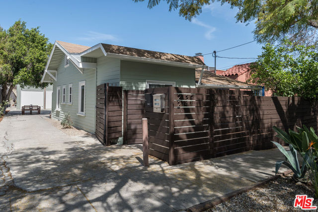 Image 2 for 2139 Clinton St, Los Angeles, CA 90026