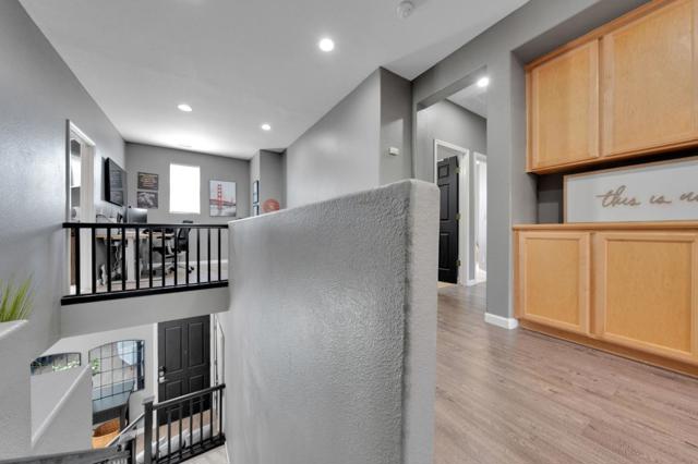 3023 Canoas Villa, San Jose CA: https://media.crmls.org/mediaz/f2e79efb-cc91-4082-a3e0-b0737e15e8f8.jpg