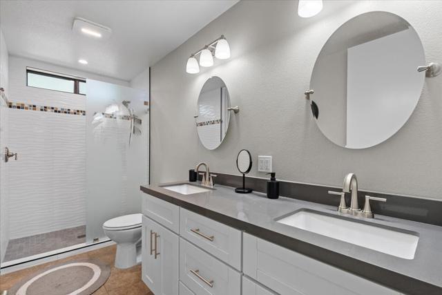 67527 N Portales Drive, Cathedral City CA: https://media.crmls.org/mediaz/f2e7cd33-1563-4e96-abad-332b0d6b84e1.jpg