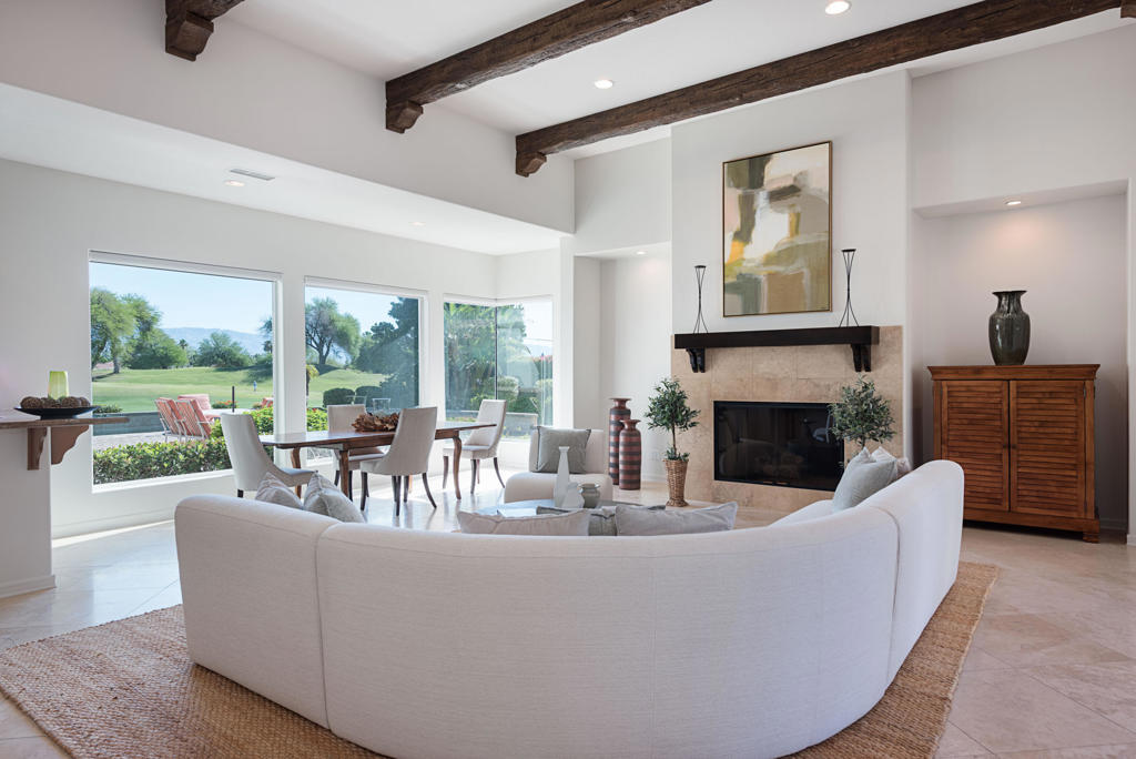 136 Royal Saint Georges Way