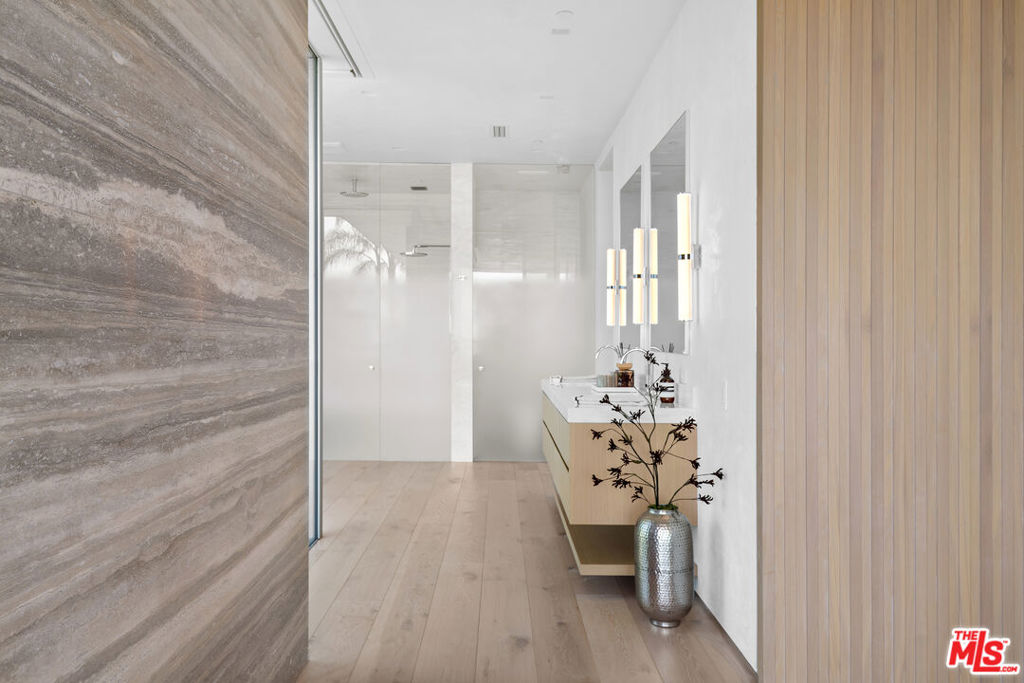 MLS #26829383 image #36