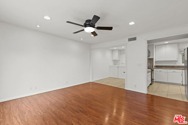 2354 Fletcher Drive, Los Angeles CA: https://media.crmls.org/mediaz/f2ea35e3-e5d6-4327-ab81-ff54f26e1a5e.jpg