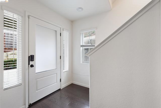 Image 5 of 58 For 16306 Ridgehaven Dr  Unit 104