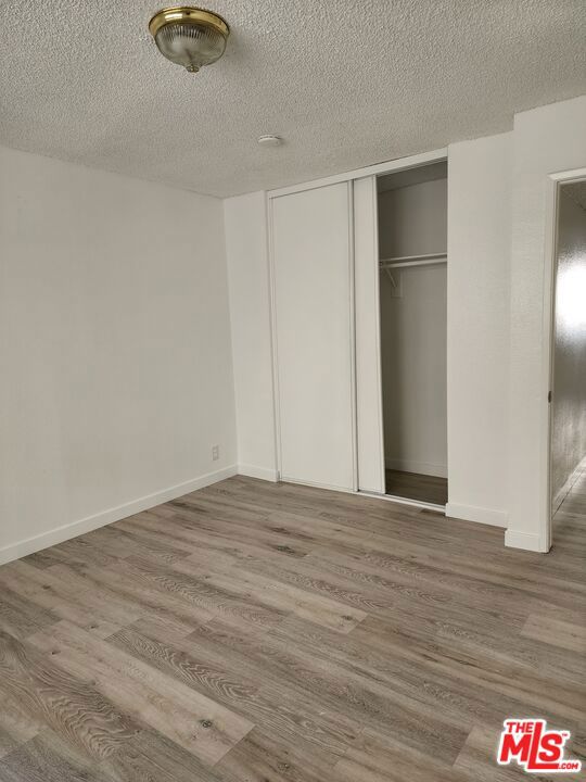 18547 Collins Street, Tarzana CA: https://media.crmls.org/mediaz/f2eab84b-0307-497e-b85d-b78196a584a7.jpg