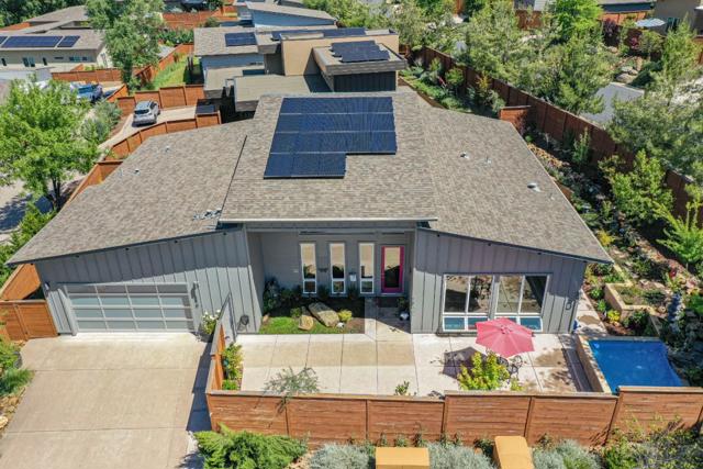 18870 Old Bridge Road, Jamestown CA: https://media.crmls.org/mediaz/f2eaf8b2-e95f-4090-a9d3-bccd18a5d142.jpg