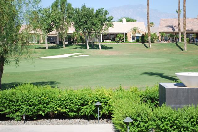 35491 Rosemont Drive, Palm Desert CA: https://media.crmls.org/mediaz/f2ebe7a9-baf6-437a-94dc-7908badfcde4.jpg