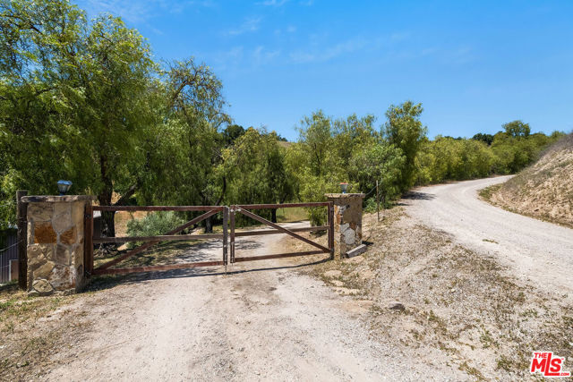 3333 & 3349 Long Valley Road, Santa Ynez CA: https://media.crmls.org/mediaz/f2ed4240-1883-446f-bcb9-7e5c9563d8a1.jpg