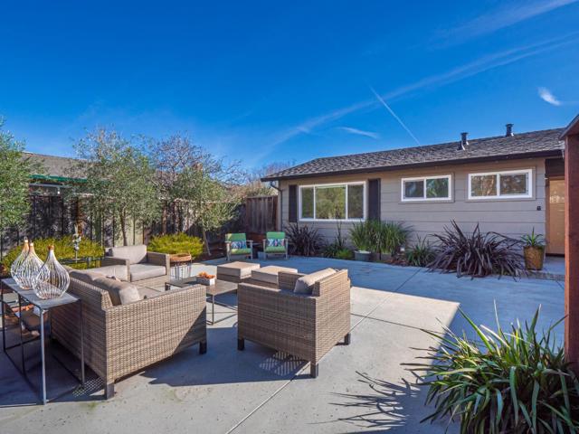 342 Cabrillo Avenue, Santa Cruz CA: https://media.crmls.org/mediaz/f2ed5860-3c23-4e44-a853-82499d02f098.jpg
