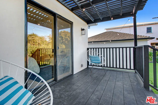 4130 Mclaughlin Avenue, Culver City CA: https://media.crmls.org/mediaz/f2ee147d-3272-4c8b-8740-d7dd06493105.jpg