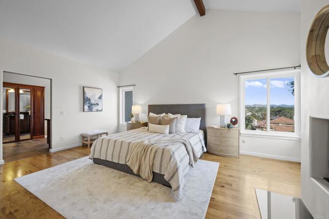213 Via Palacio, Encinitas CA: https://media.crmls.org/mediaz/f2eeac82-a8f8-460e-a7f7-d49b30f8e4bc.jpg