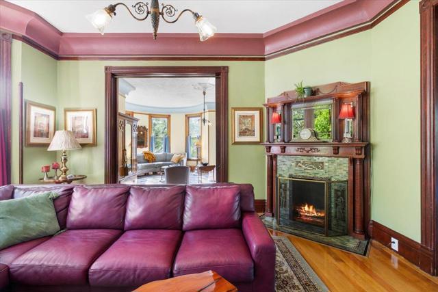 223 N Oregon Street, Yreka CA: https://media.crmls.org/mediaz/f2ef3d6b-5f7c-4d87-8e9e-7835b23dd428.jpg