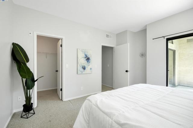 25850 Kay Ave, Hayward CA: https://media.crmls.org/mediaz/f2ef45cc-6c3f-487a-8b1c-a29b0ba971cd.jpg