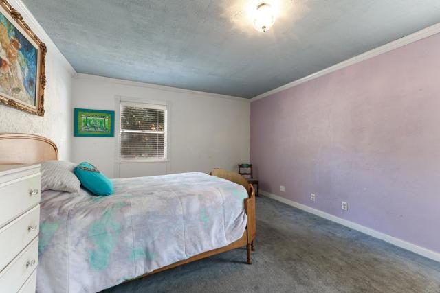 Image 26 of 75 For 2128 Salton View Dr