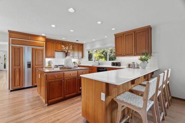 17180 Crescent Drive, Los Gatos CA: https://media.crmls.org/mediaz/f2ef9fa0-fe38-4b71-b4f1-802c7a5d278a.jpg