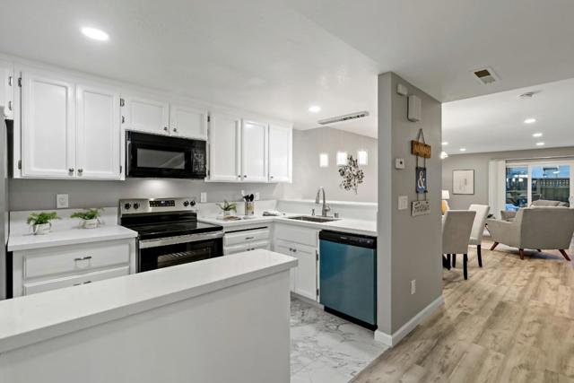 340 W Sunnyoaks Avenue, Campbell CA: https://media.crmls.org/mediaz/f2f1a945-7bdb-4cc5-b653-add824b28c27.jpg