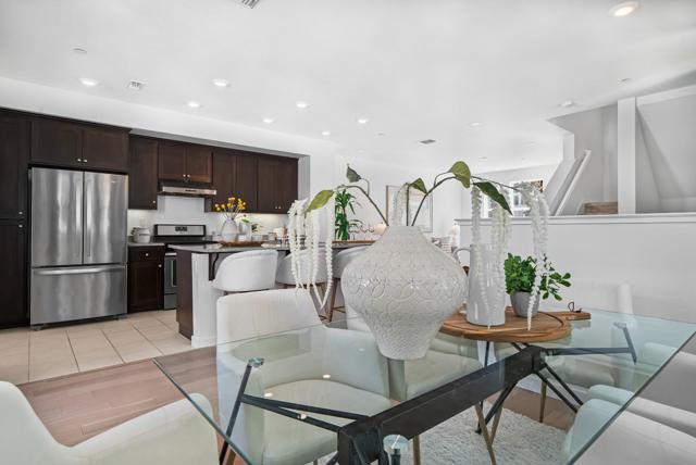 119 Orbit Way, Mountain View CA: https://media.crmls.org/mediaz/f2f2e632-e8f4-48d6-a012-d161d45ebed0.jpg