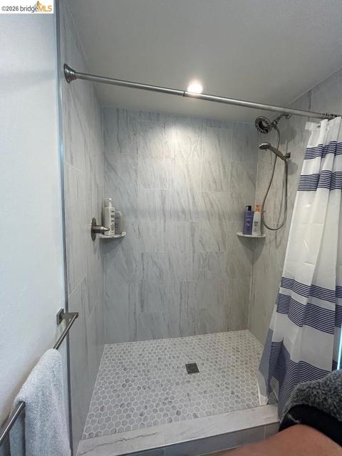 20 Bayshore TER, Tiburon CA: https://media.crmls.org/mediaz/f2f32634-3b67-499d-94a8-7ca2d5a17df8.jpg