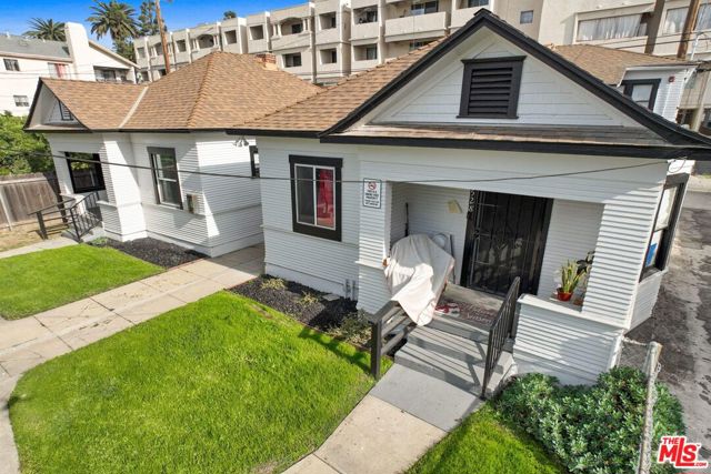 Image 31 of 40 For 528 Daisy Avenue