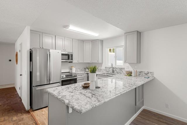 7630 El Roble Court, Gilroy CA: https://media.crmls.org/mediaz/f2f4948a-a162-46c7-accb-77bfb3525584.jpg