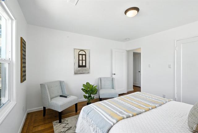 4030 Edwards Ave, Oakland CA: https://media.crmls.org/mediaz/f2f5b106-0e87-47e1-b028-5451e6020b82.jpg