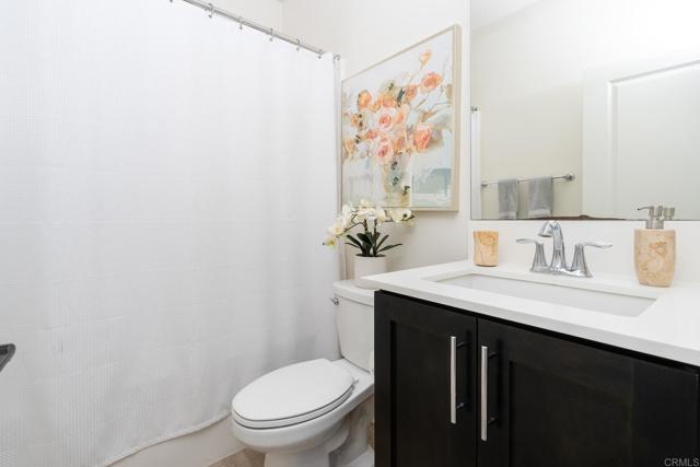 4336 Harbor Way, Oceanside CA: https://media.crmls.org/mediaz/f2f638be-63e9-4437-8075-b72d2551ad5c.jpg