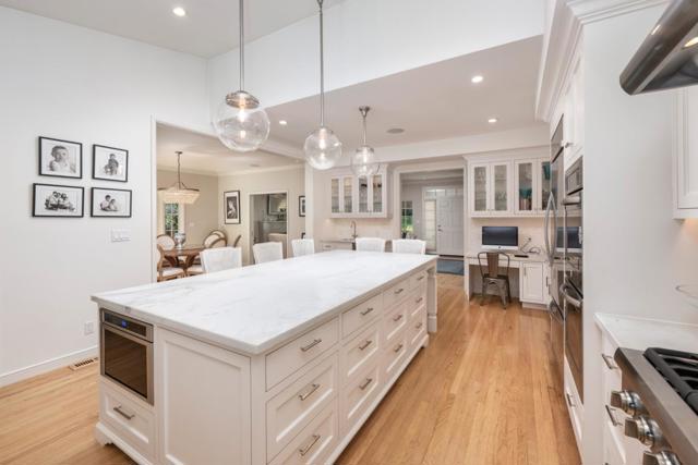 2820 Adeline Drive, Burlingame CA: https://media.crmls.org/mediaz/f2f677ce-65e6-4100-b8d4-af703ed1cd83.jpg