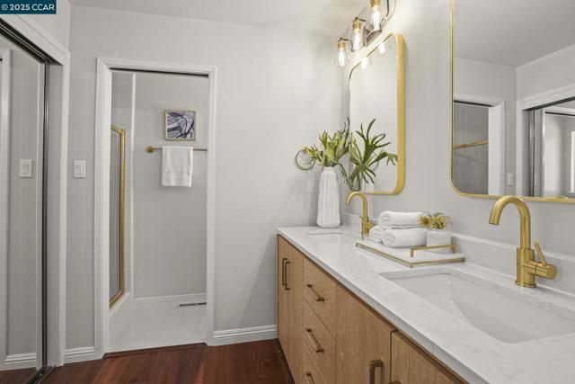 6324 Bonita Ct, Richmond CA: https://media.crmls.org/mediaz/f2f71a00-fba9-4573-a8a8-6e549aa68029.jpg