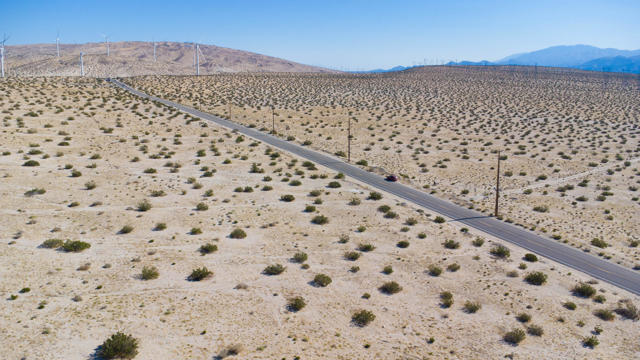 5 .50 Varner Road, Cathedral City CA: https://media.crmls.org/mediaz/f2f81bfa-9d8e-4660-8d56-47d388f03bf2.jpg
