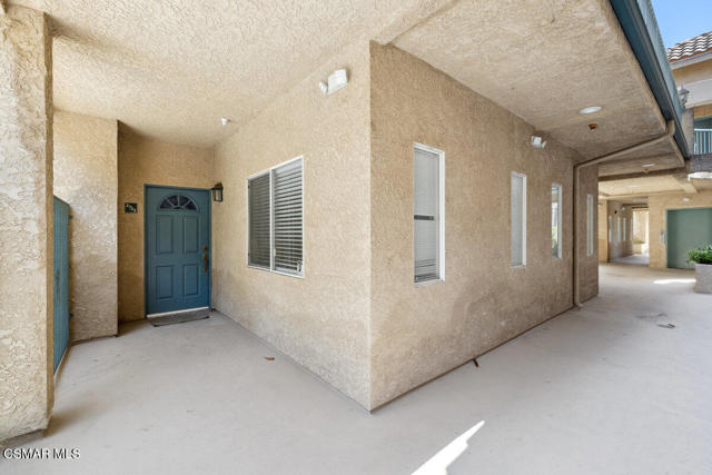 2732 Borchard Road, Newbury Park CA: https://media.crmls.org/mediaz/f2f81f07-f361-4cea-924d-44c2e02f5820.jpg