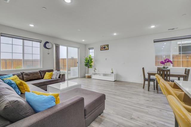 5938 Lenin Priego Street, Tracy CA: https://media.crmls.org/mediaz/f2f83eae-4ea5-4065-8bfa-82ca4ecfb092.jpg