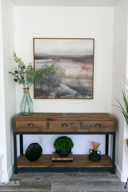 Detail Gallery Image 6 of 55 For 3412 Rockhampton Dr, Camarillo,  CA 93012 - 3 Beds | 3/1 Baths